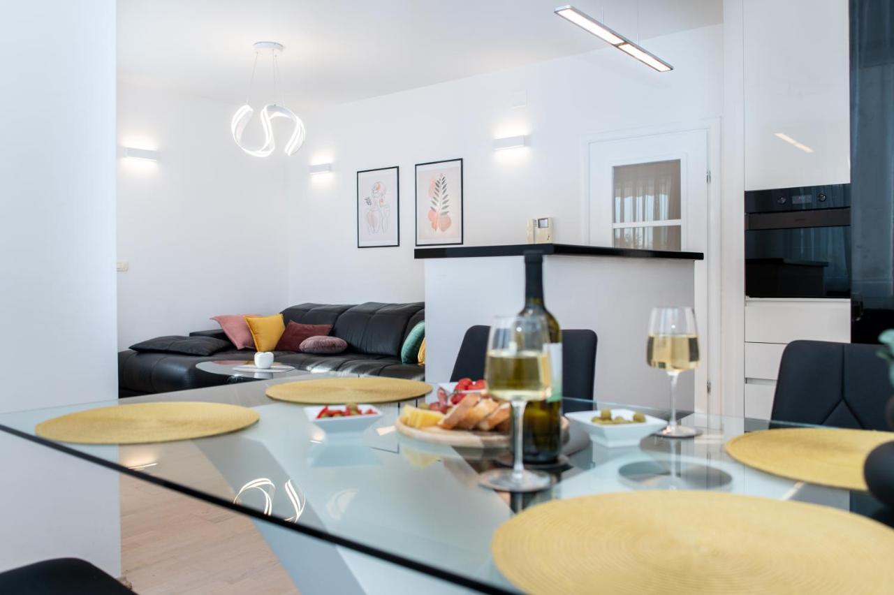 Salvia Apartment With Private Jacuzzi Split Ngoại thất bức ảnh