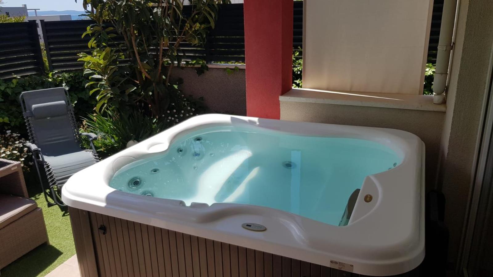 Salvia Apartment With Private Jacuzzi Split Ngoại thất bức ảnh
